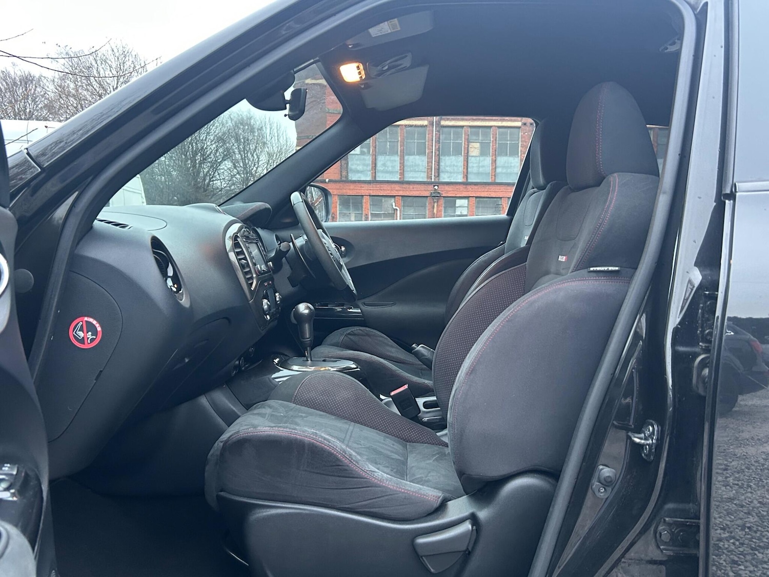 Used Nissan Juke 2015 for sale - 77468263: Photo 21