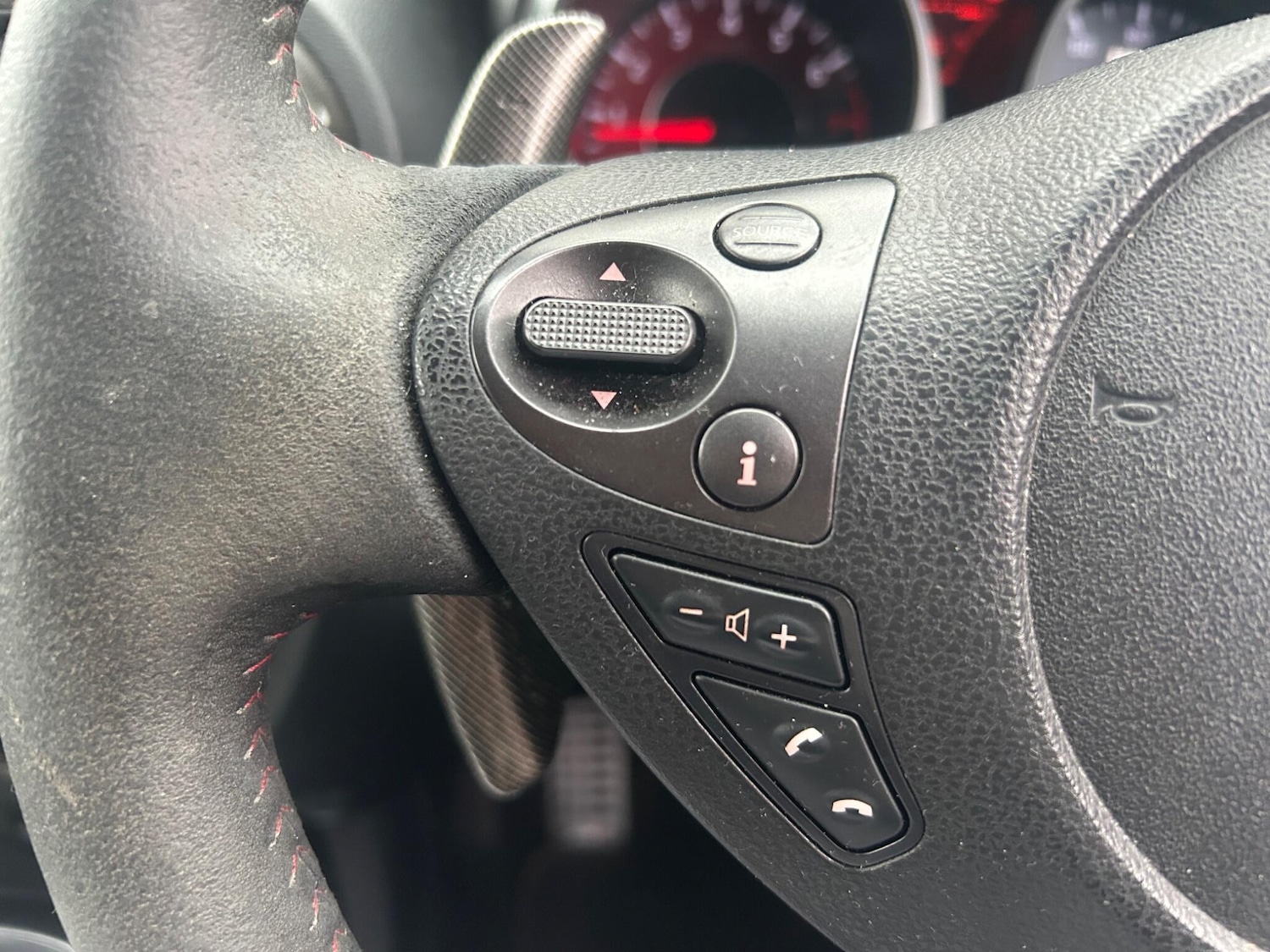 Used Nissan Juke 2015 for sale - 77468263: Photo 42