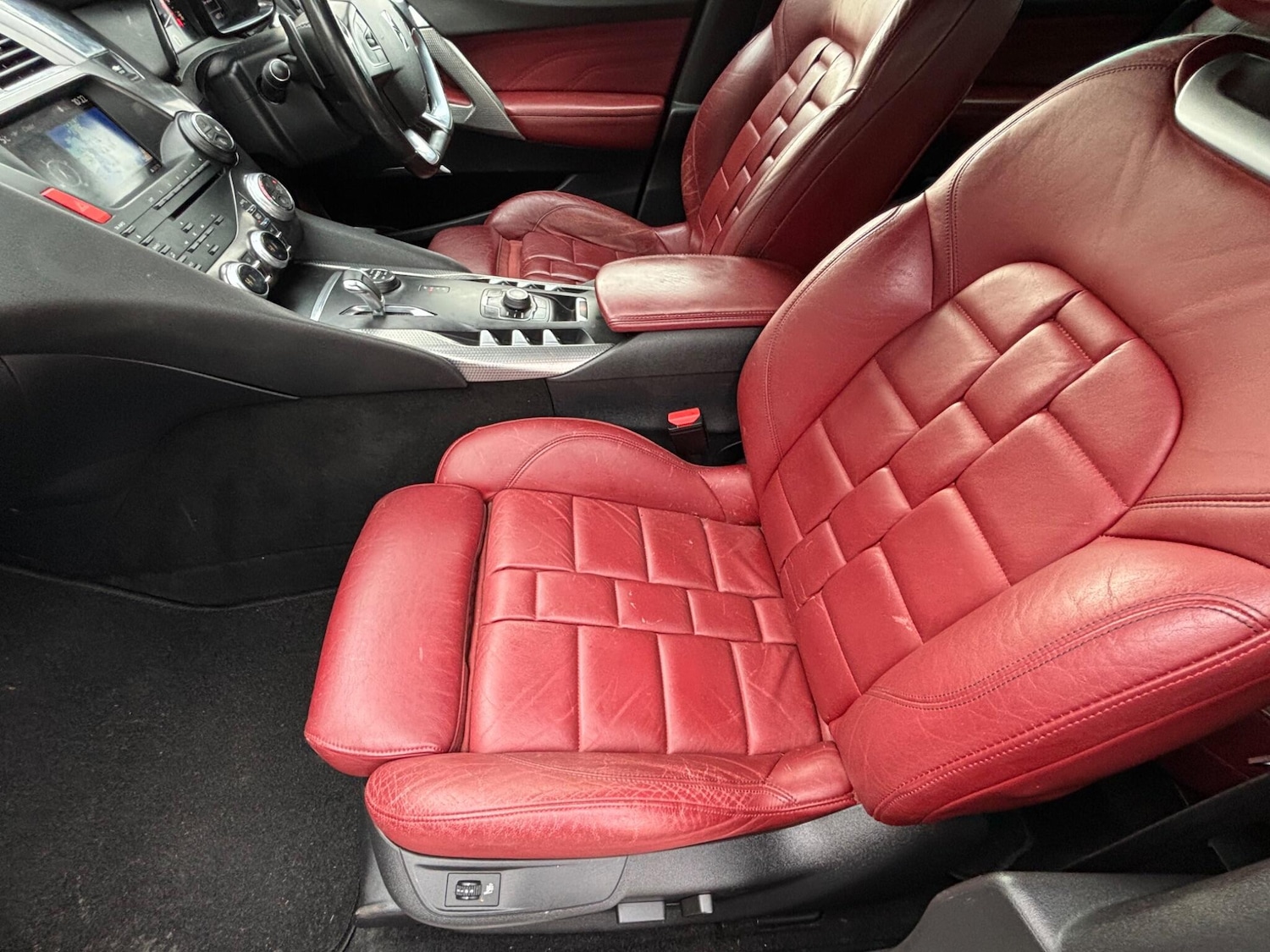 Used Citroen DS5 2013 for sale - 77510421: Photo 21