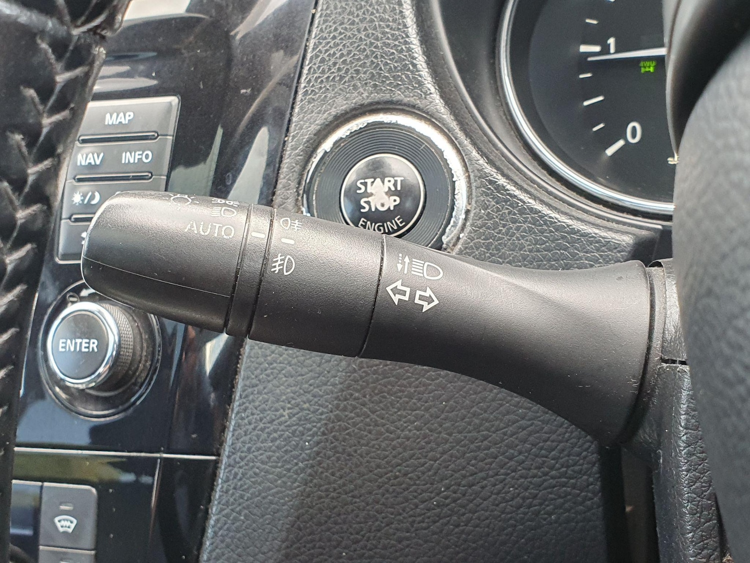 Used Nissan Qashqai for sale - 77825261: Photo 24