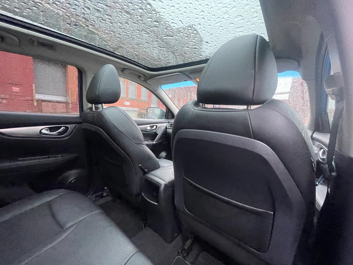 Used Nissan Qashqai for sale - 76994931: Photo 24