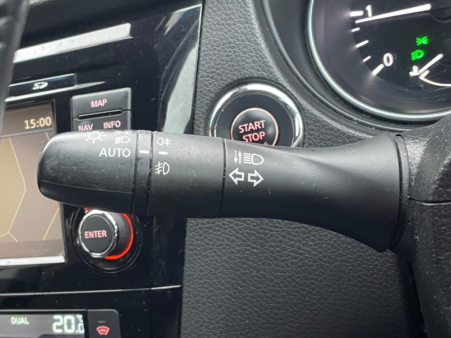 Used Nissan Qashqai for sale - 76994931: Photo 41