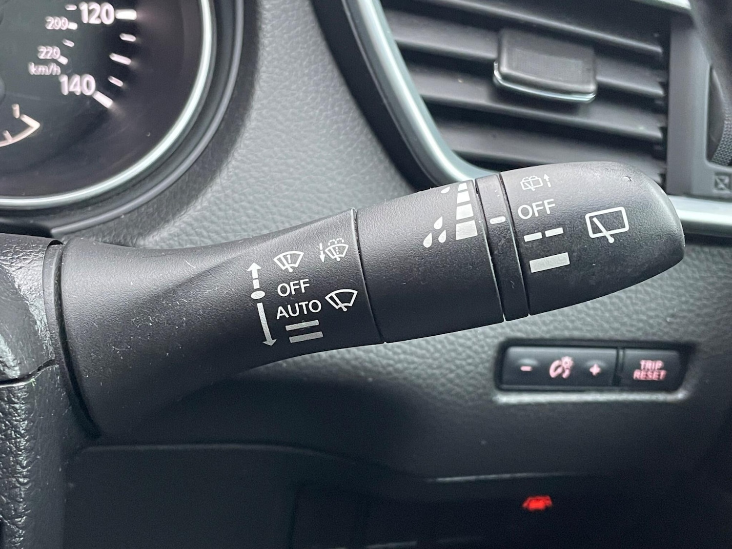 Used Nissan Qashqai for sale - 76994931: Photo 42