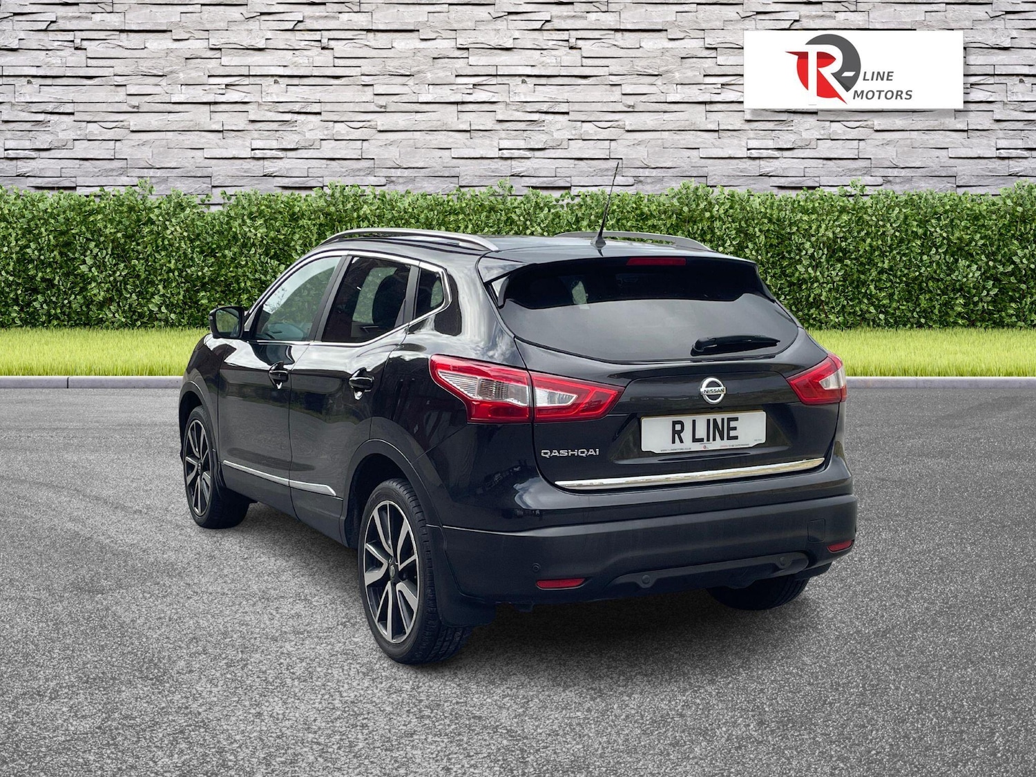 Used Nissan Qashqai 2017 for sale - 76742559: Photo 11