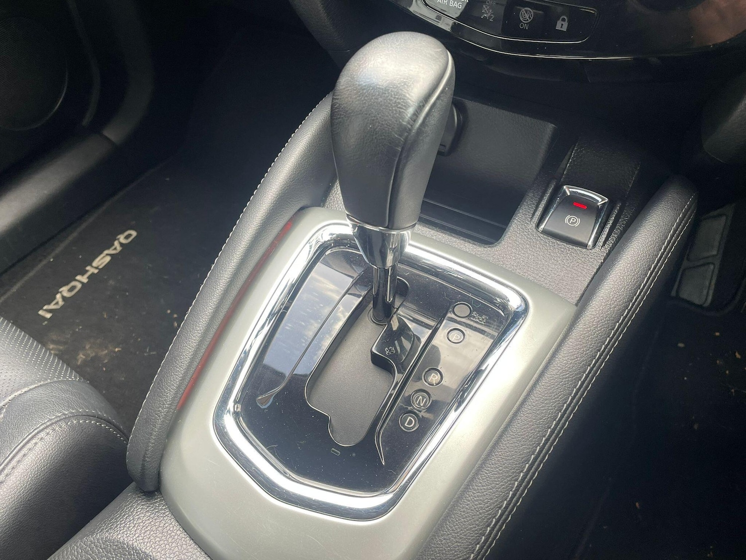 Used Nissan Qashqai 2017 for sale - 76742559: Photo 41