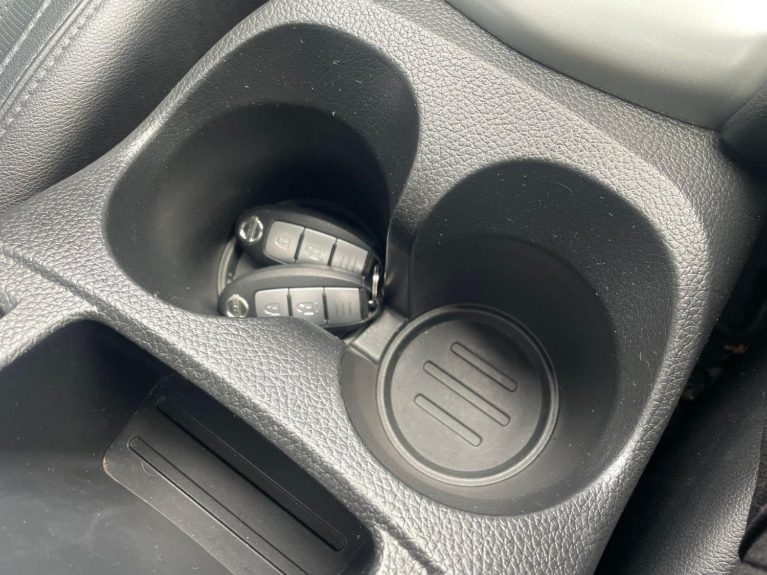 Used Nissan Qashqai 2017 for sale - 76742559: Photo 48