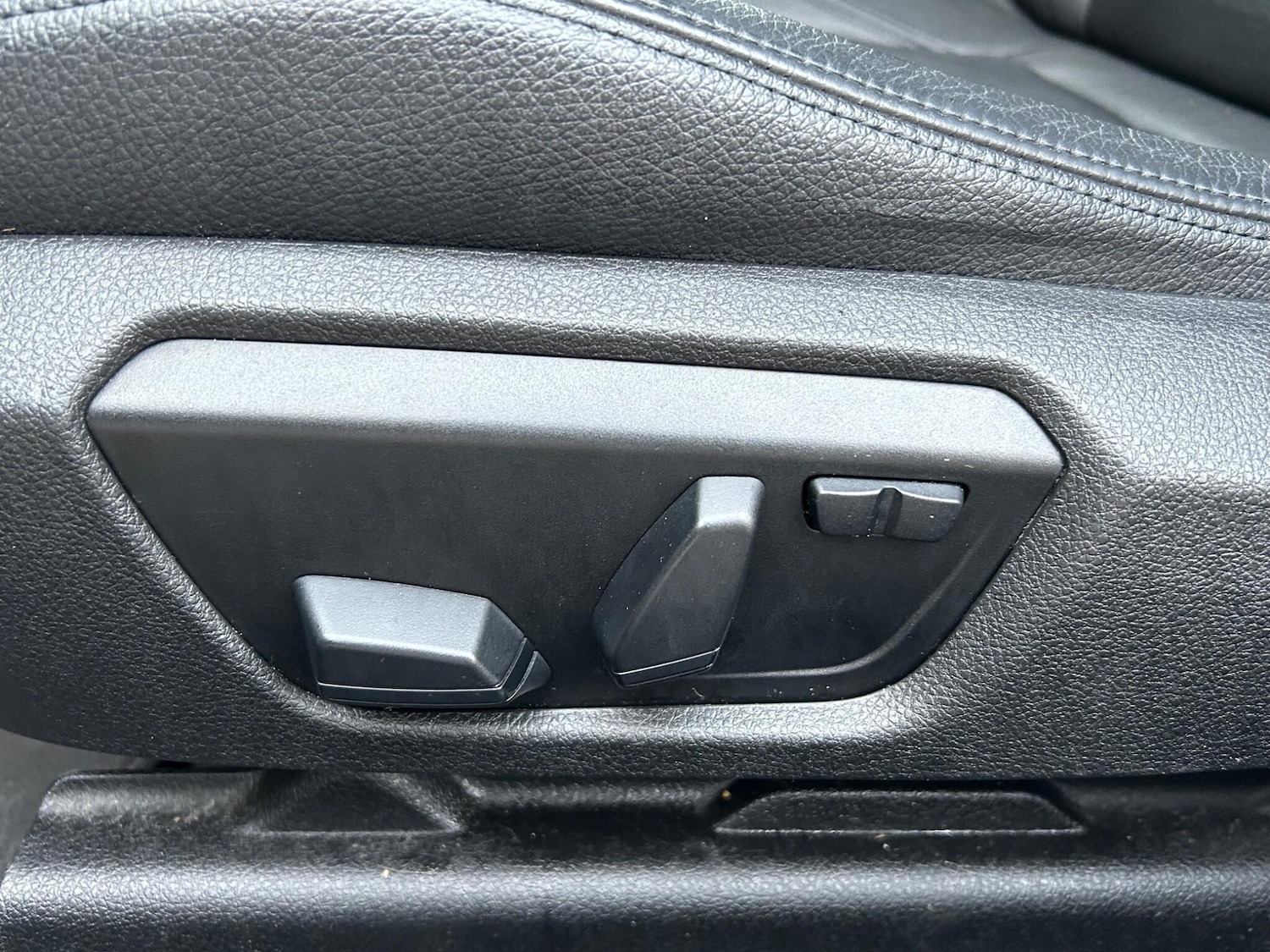 Used BMW 3 Series 2013 for sale - 77376743: Photo 24