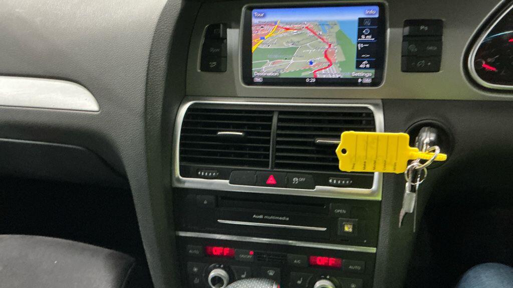 Used Audi Q7 2015 for sale - 76899489: Photo 12