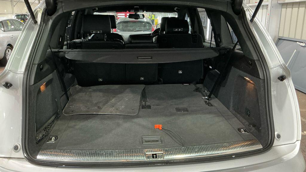 Used Audi Q7 2015 for sale - 76899489: Photo 8
