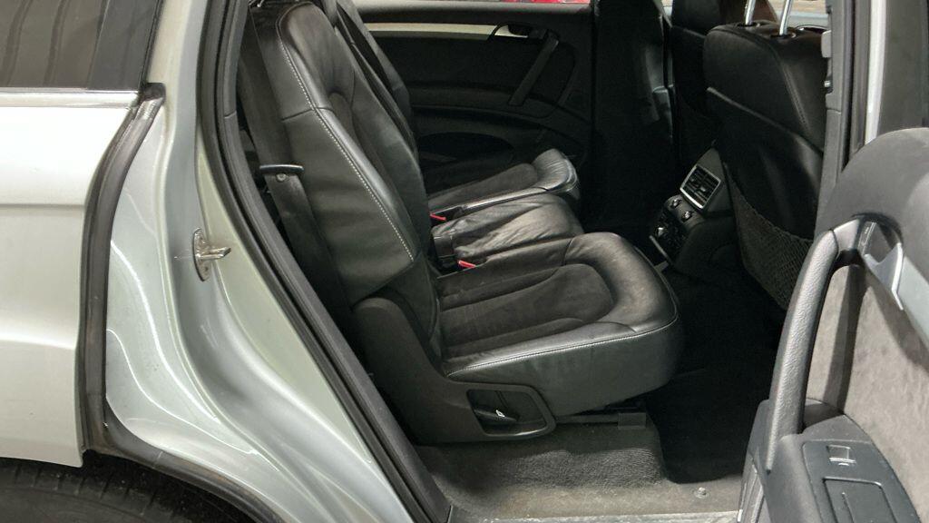 Used Audi Q7 2015 for sale - 76899489: Photo 9