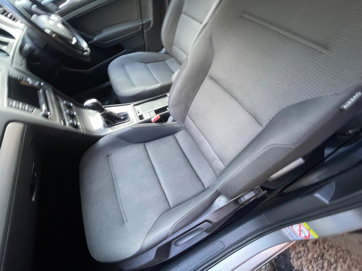 Used Volkswagen Golf 2014 for sale - 76619611: Photo 19