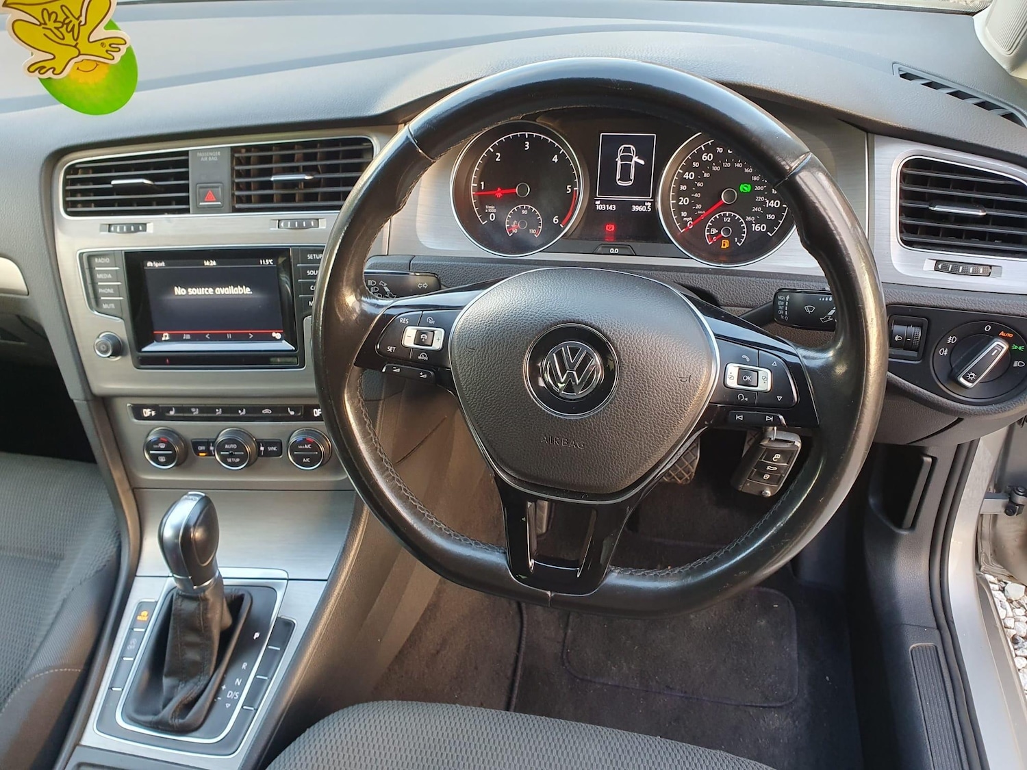 Used Volkswagen Golf 2014 for sale - 76619611: Photo 32