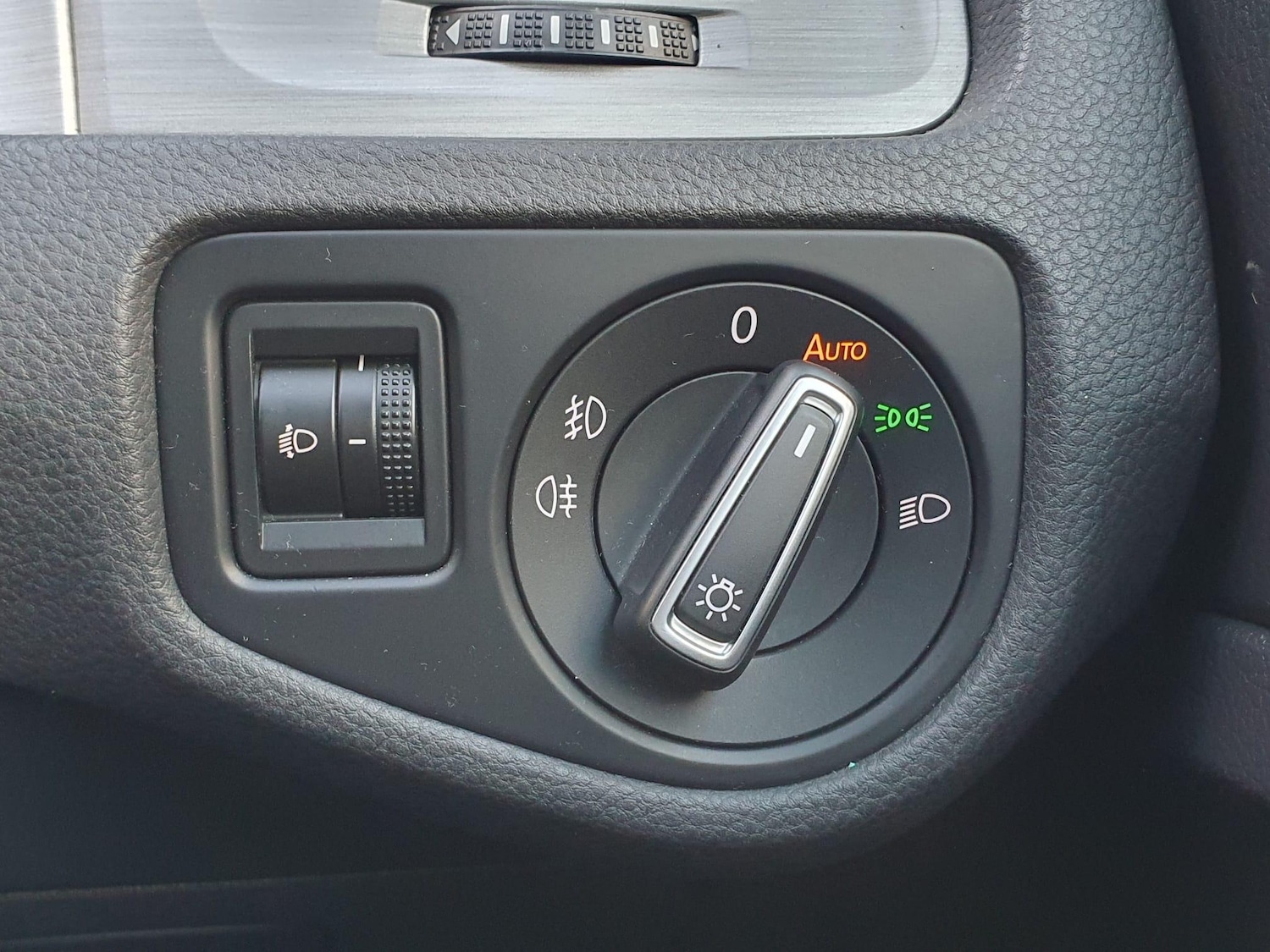 Used Volkswagen Golf 2014 for sale - 76619611: Photo 41