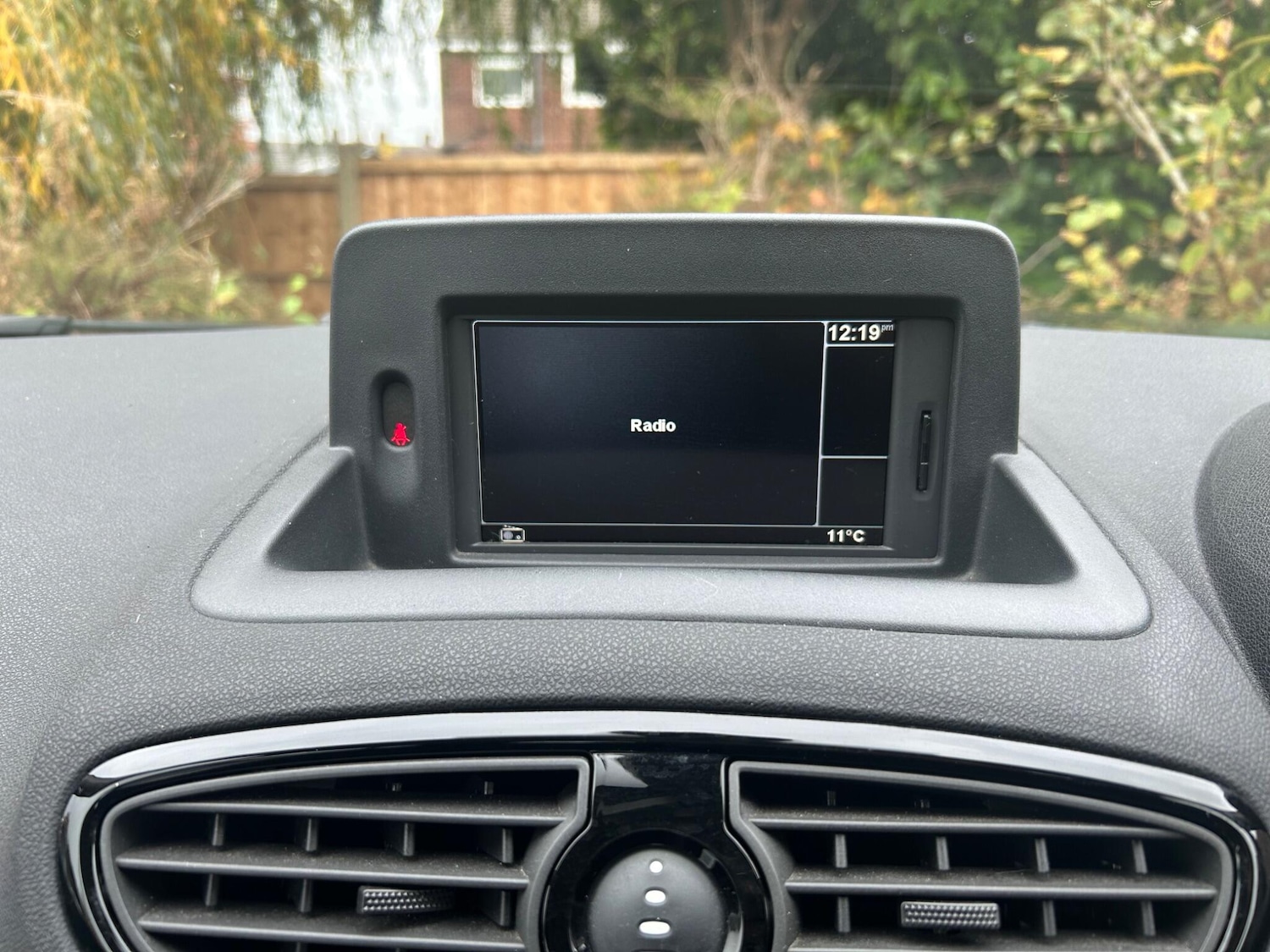 Used Renault Clio 2012 for sale - 76513210: Photo 23