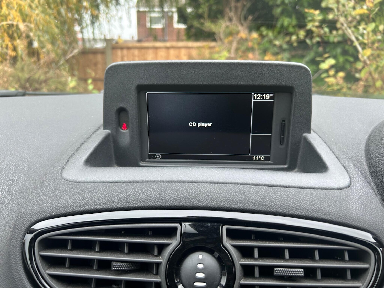 Used Renault Clio 2012 for sale - 76513210: Photo 26