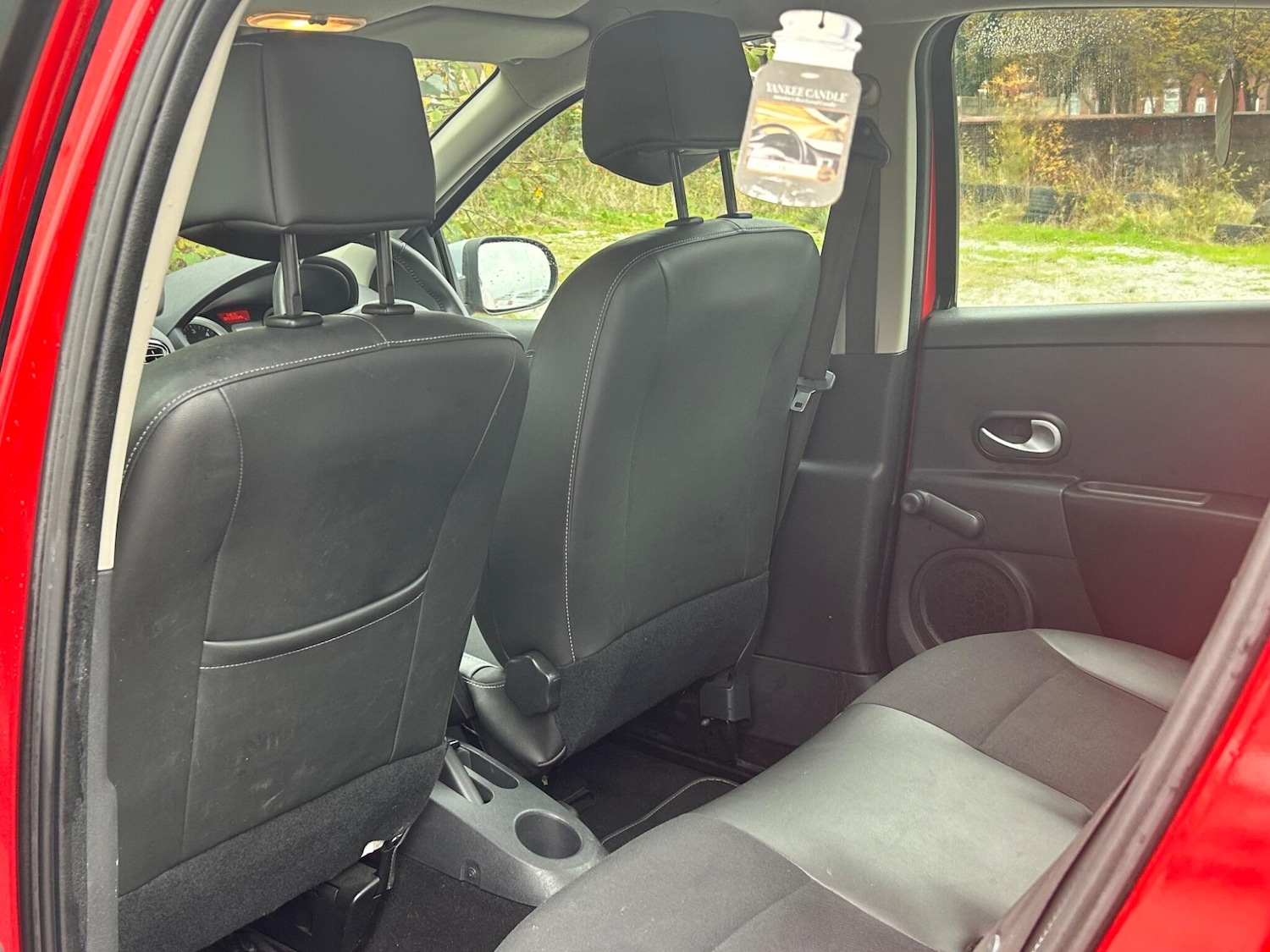 Used Renault Clio 2012 for sale - 76513210: Photo 31