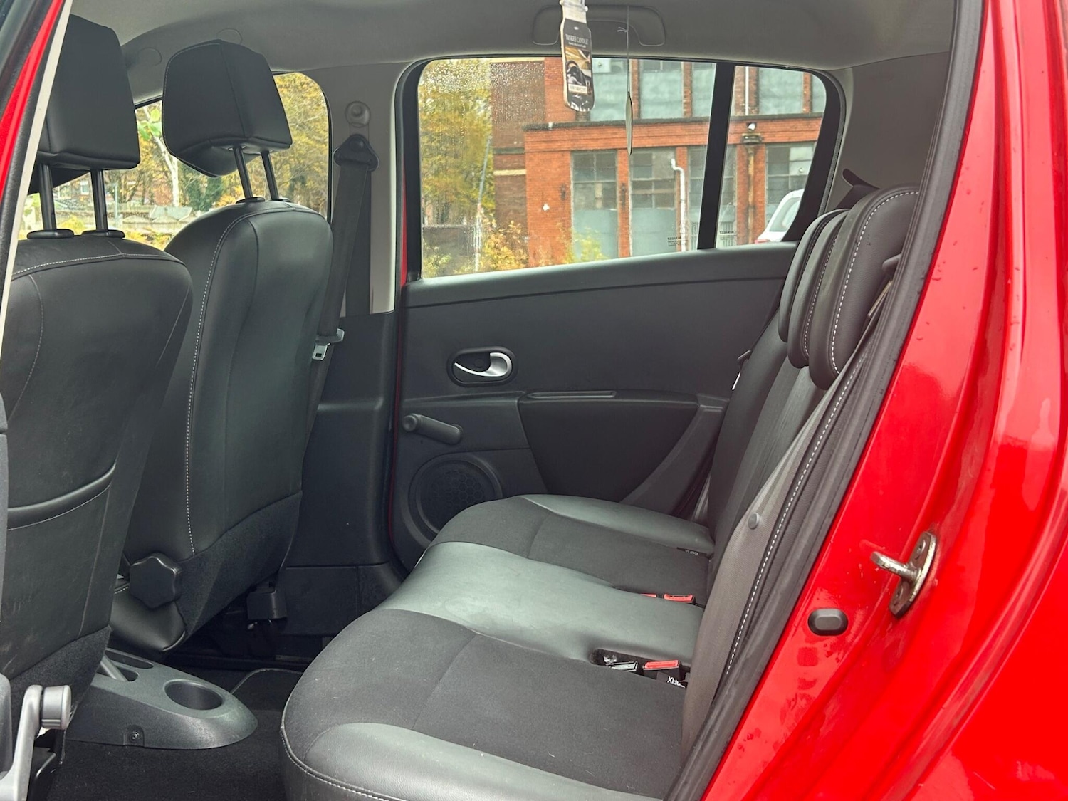 Used Renault Clio 2012 for sale - 76513210: Photo 32