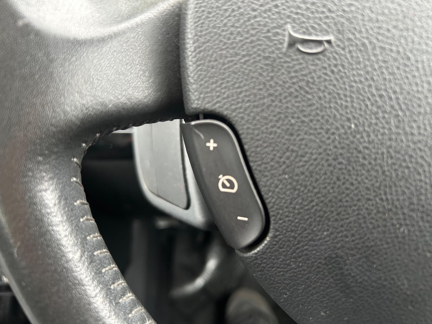 Used Renault Clio 2012 for sale - 76513210: Photo 38