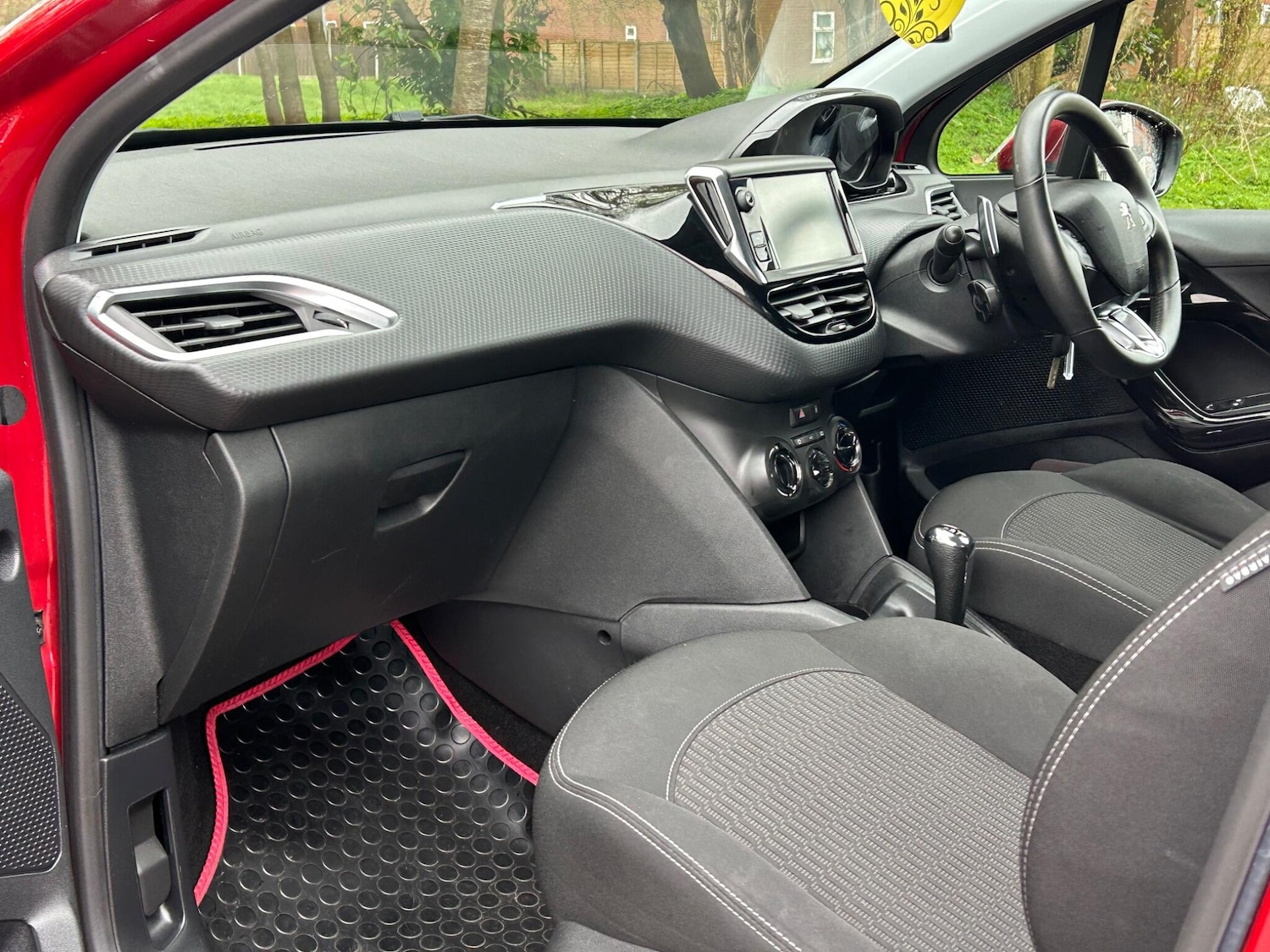 Used Peugeot 208 2018 for sale - 78086058: Photo 24