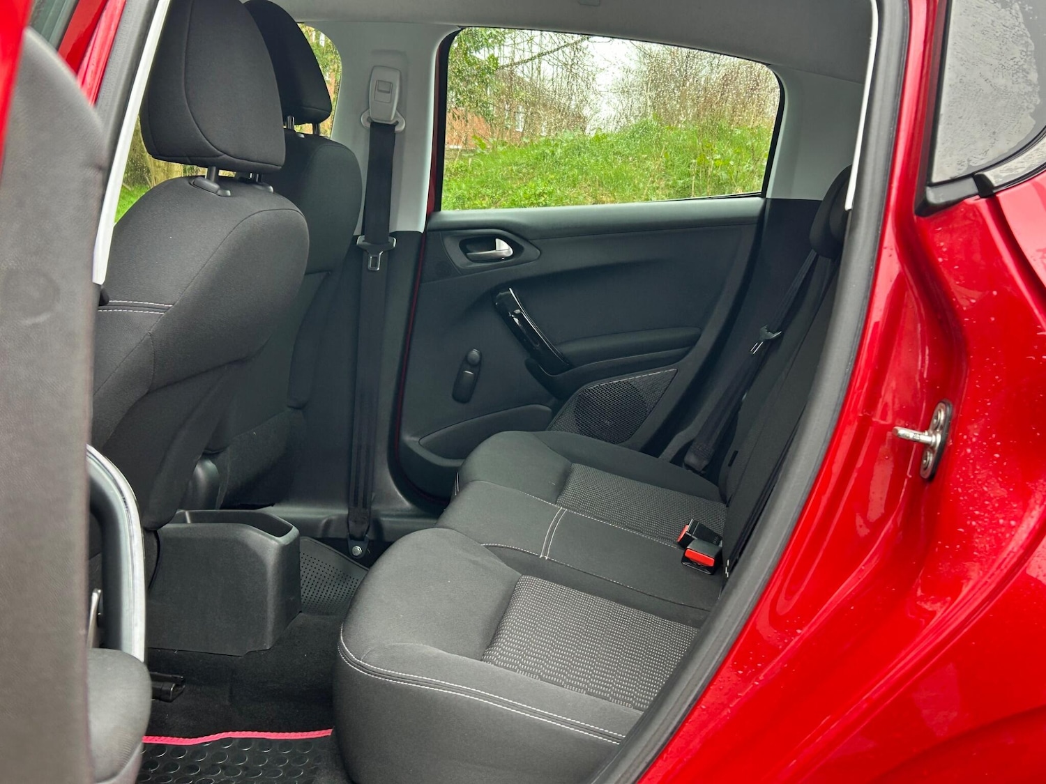 Used Peugeot 208 2018 for sale - 78086058: Photo 28