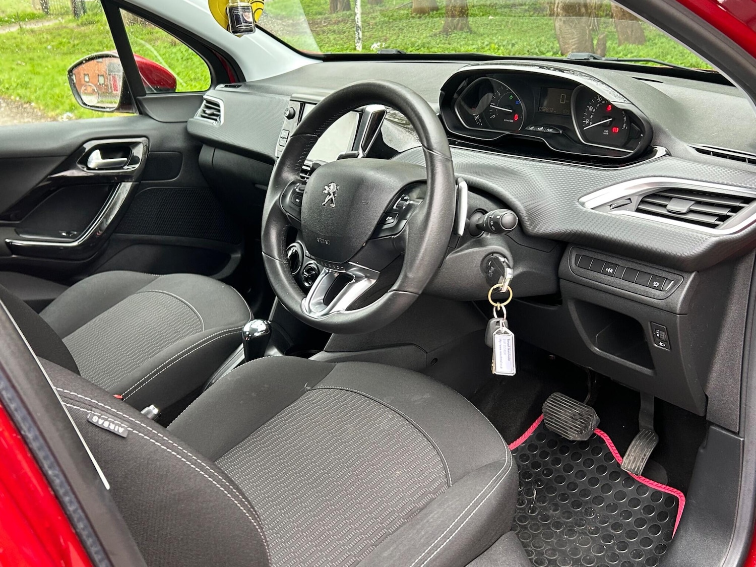 Used Peugeot 208 2018 for sale - 78086058: Photo 34