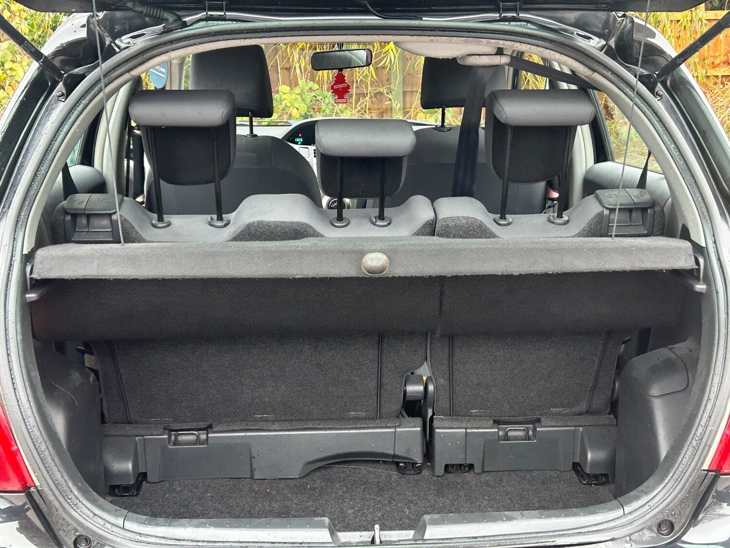 Used Toyota Yaris for sale - 77574624: Photo 23