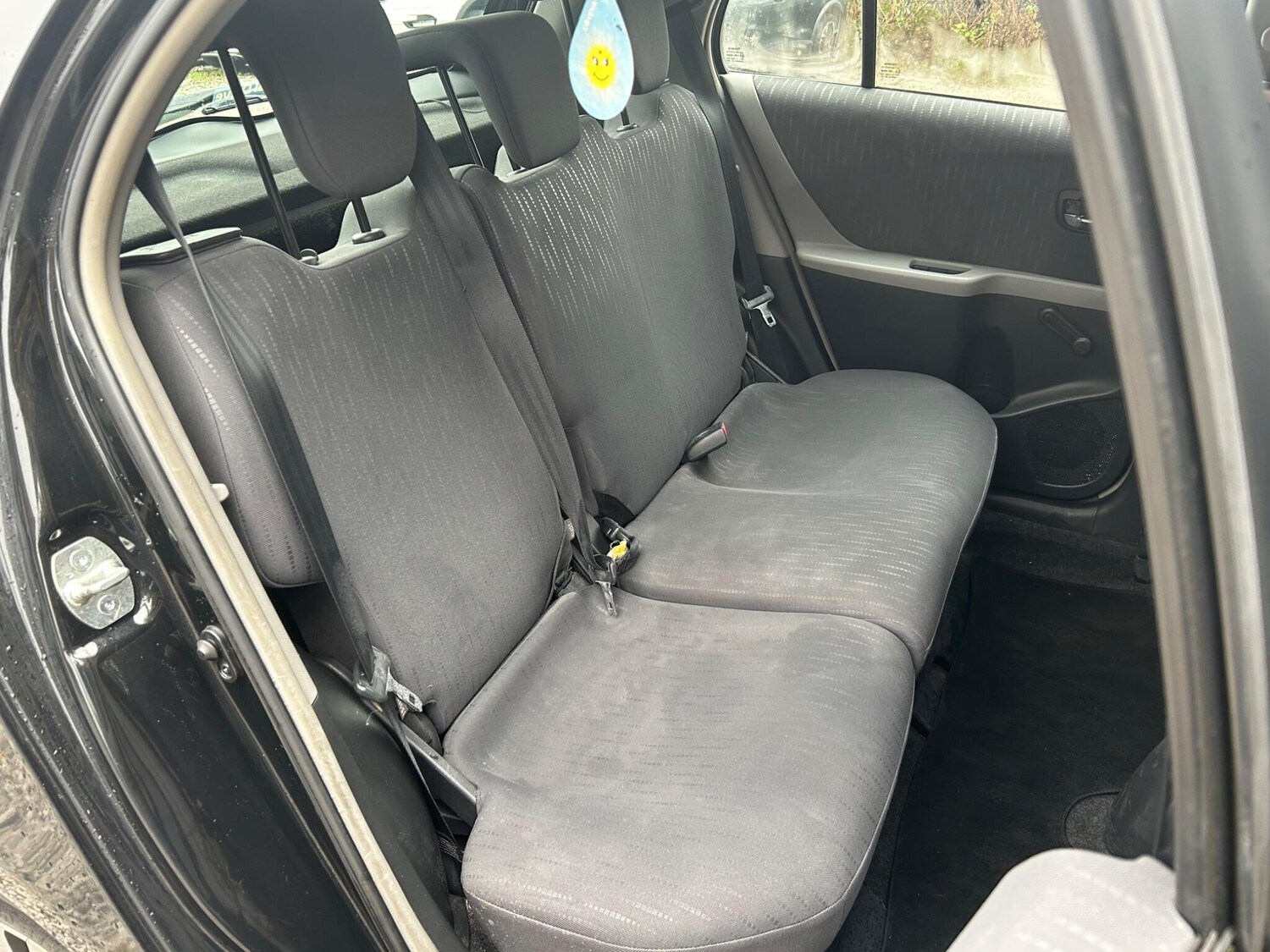 Used Toyota Yaris for sale - 77574624: Photo 24