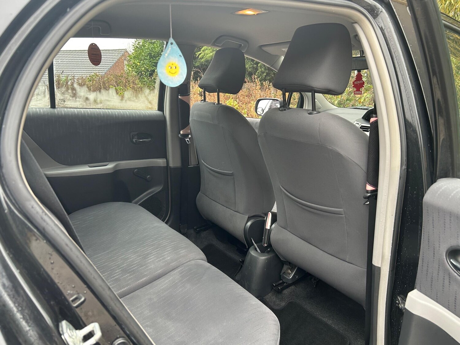 Used Toyota Yaris for sale - 77574624: Photo 25