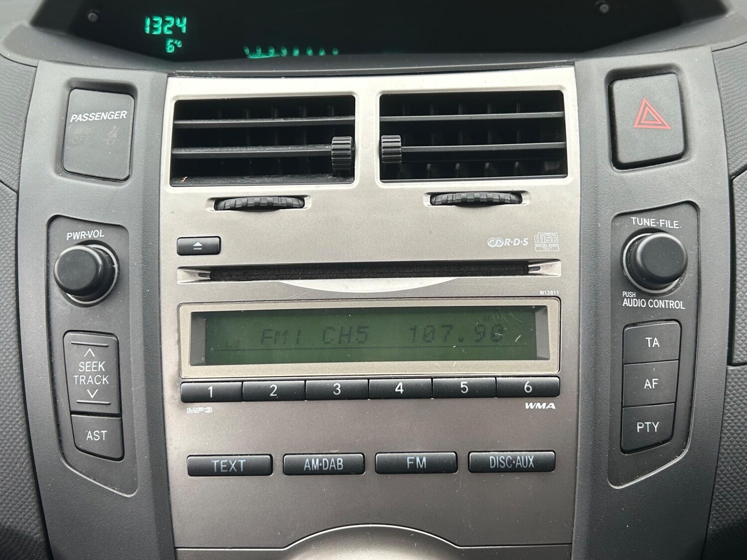 Used Toyota Yaris for sale - 77574624: Photo 39