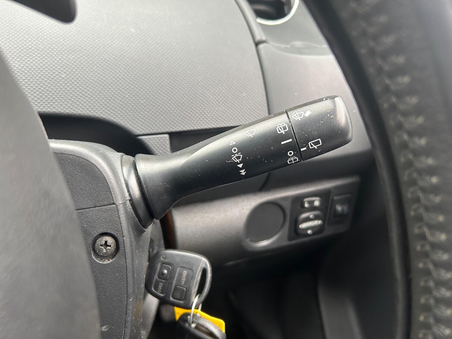 Used Toyota Yaris for sale - 77574624: Photo 43