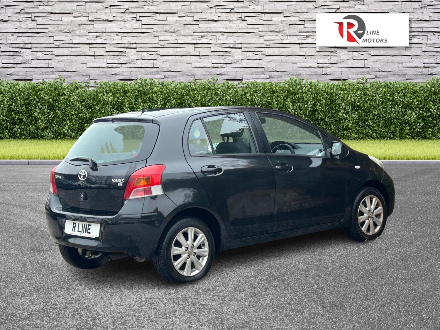 Used Toyota Yaris for sale - 77574624: Photo 8