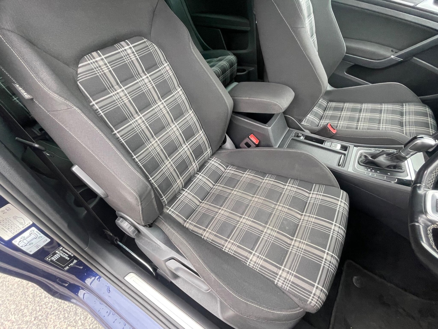 Used Volkswagen Golf 2017 for sale - 76151240: Photo 14