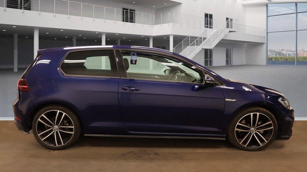 Used Volkswagen Golf 2017 for sale - 76151240: Photo 6