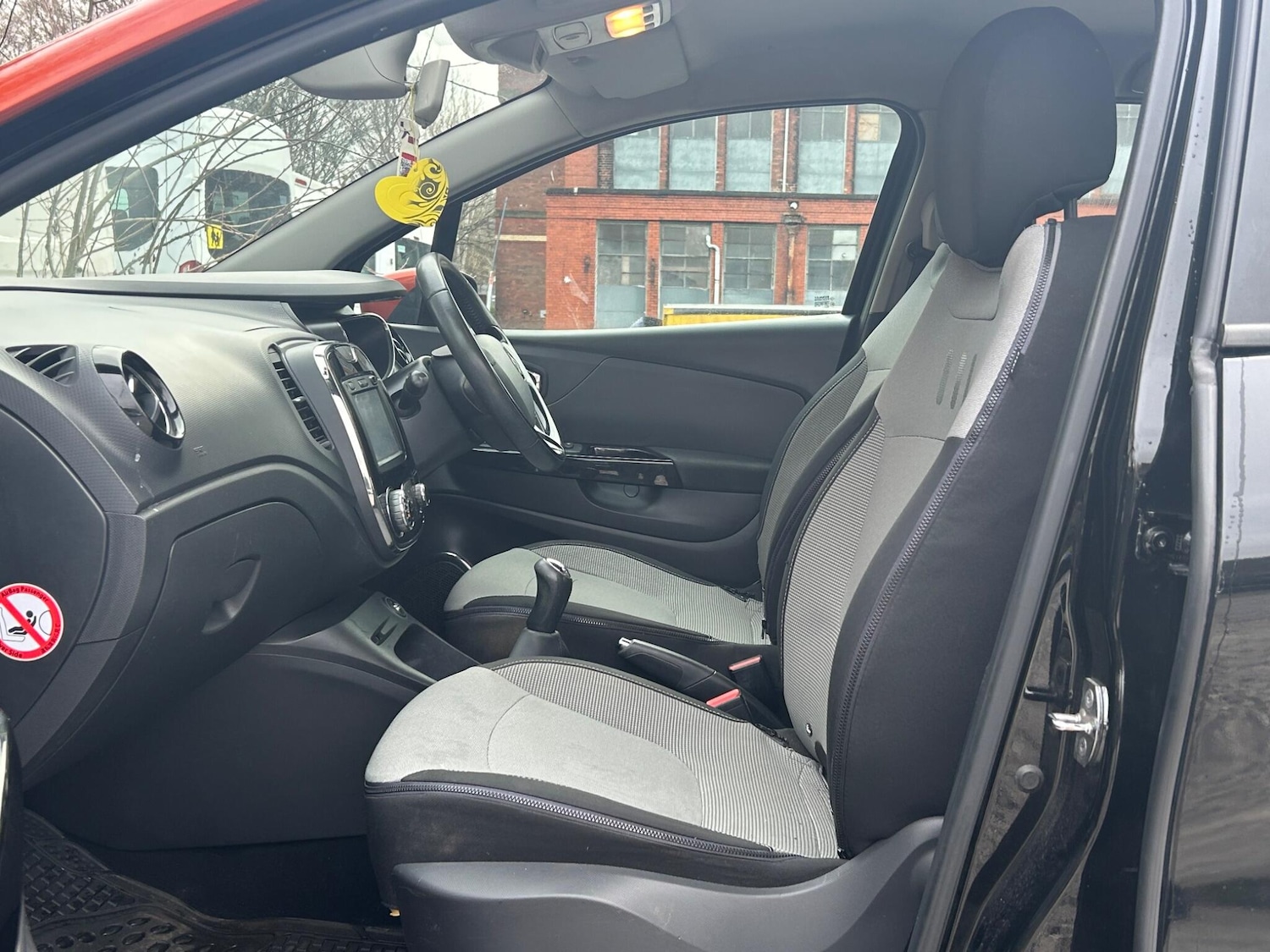 Used Renault Captur 2014 for sale - 77496515: Photo 17