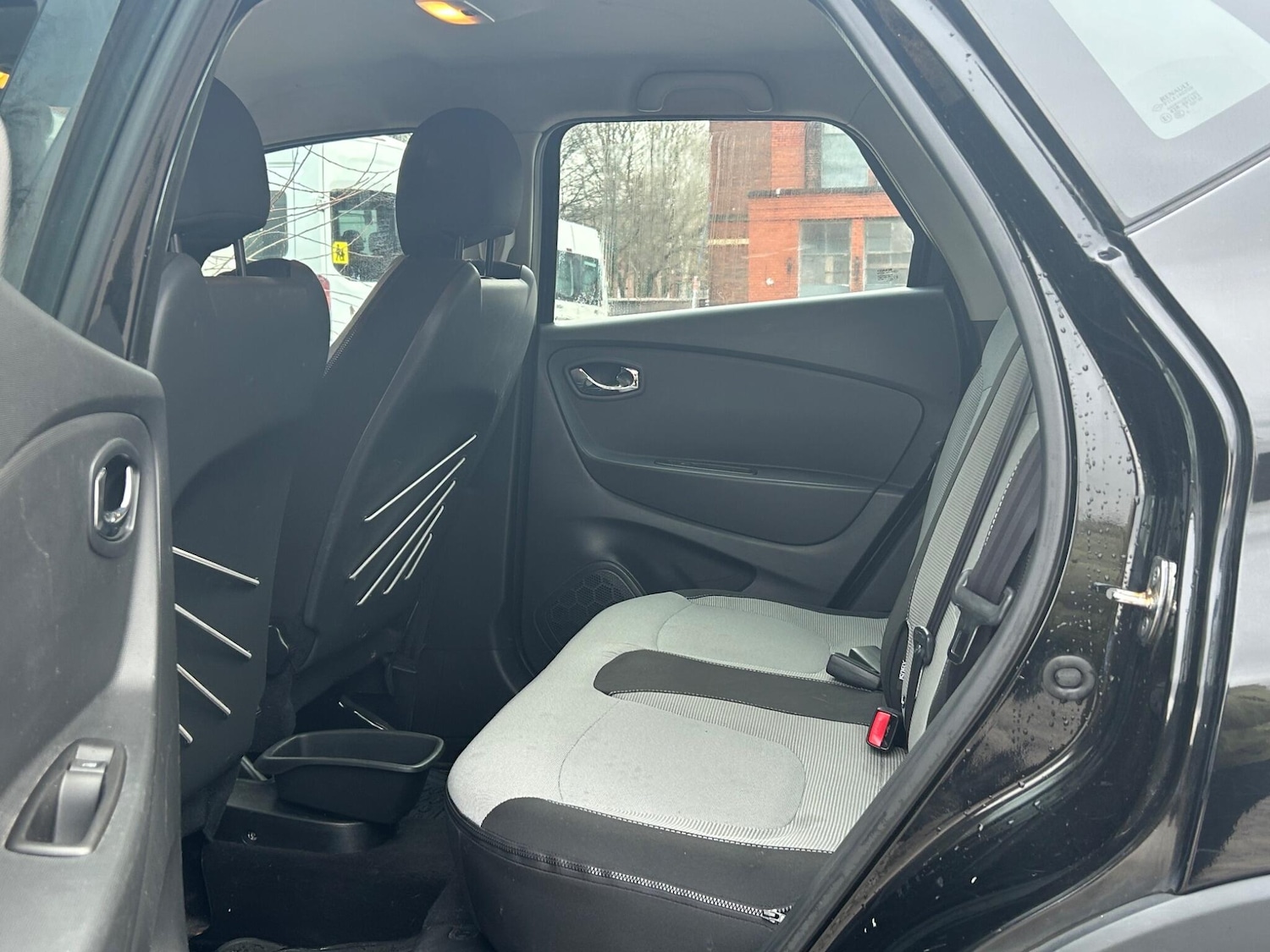 Used Renault Captur 2014 for sale - 77496515: Photo 21