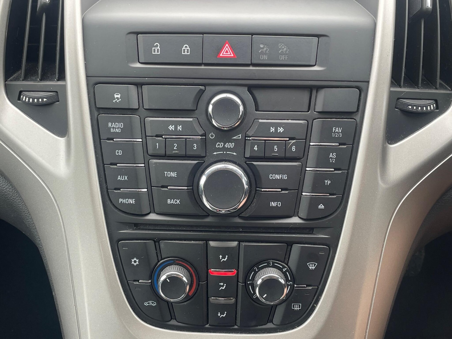 Used Vauxhall Astra 2013 for sale - 76227487: Photo 28