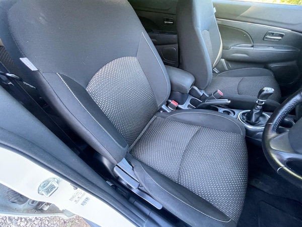 Used Mitsubishi ASX 2015 for sale - 76189188: Photo 22