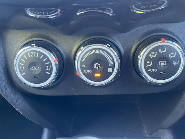 Used Mitsubishi ASX 2015 for sale - 76189188: Photo 40