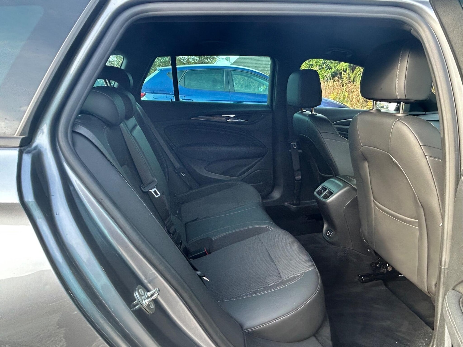 Used Vauxhall Insignia 2017 for sale - 76440570: Photo 15