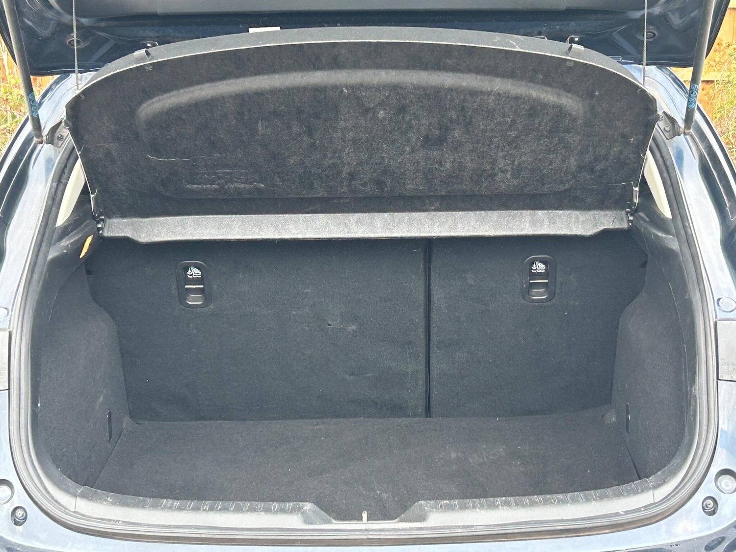 Used Mazda Mazda3 2014 for sale - 77597644: Photo 23