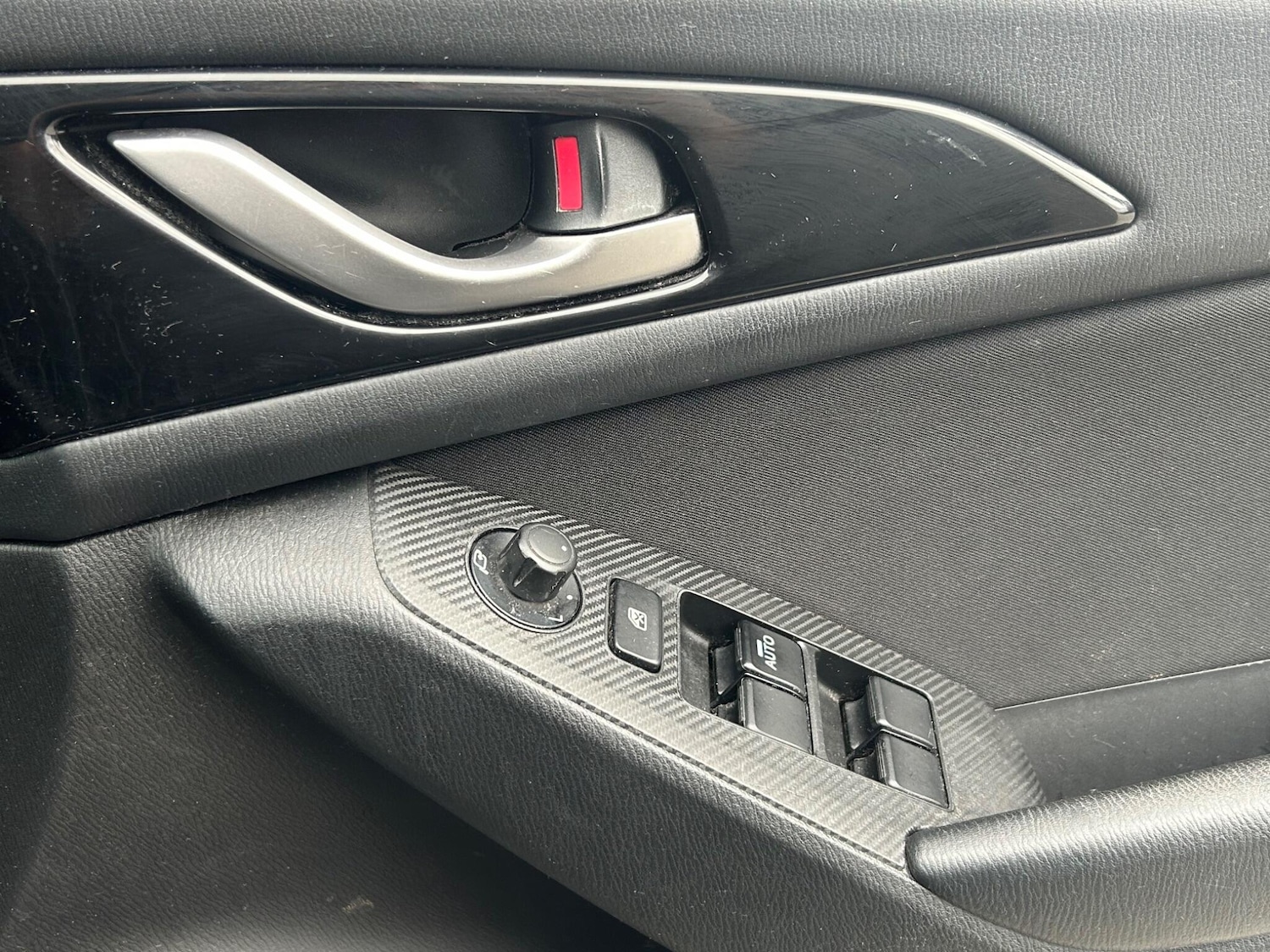 Used Mazda Mazda3 2014 for sale - 77597644: Photo 35