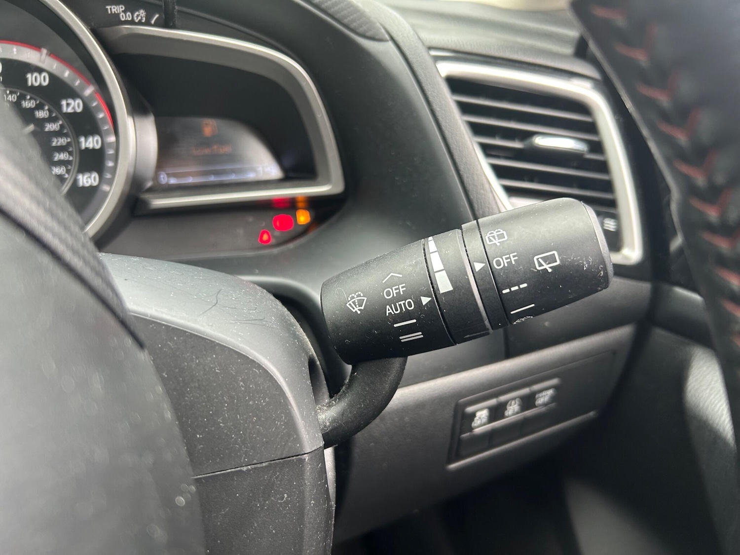 Used Mazda Mazda3 2014 for sale - 77597644: Photo 48