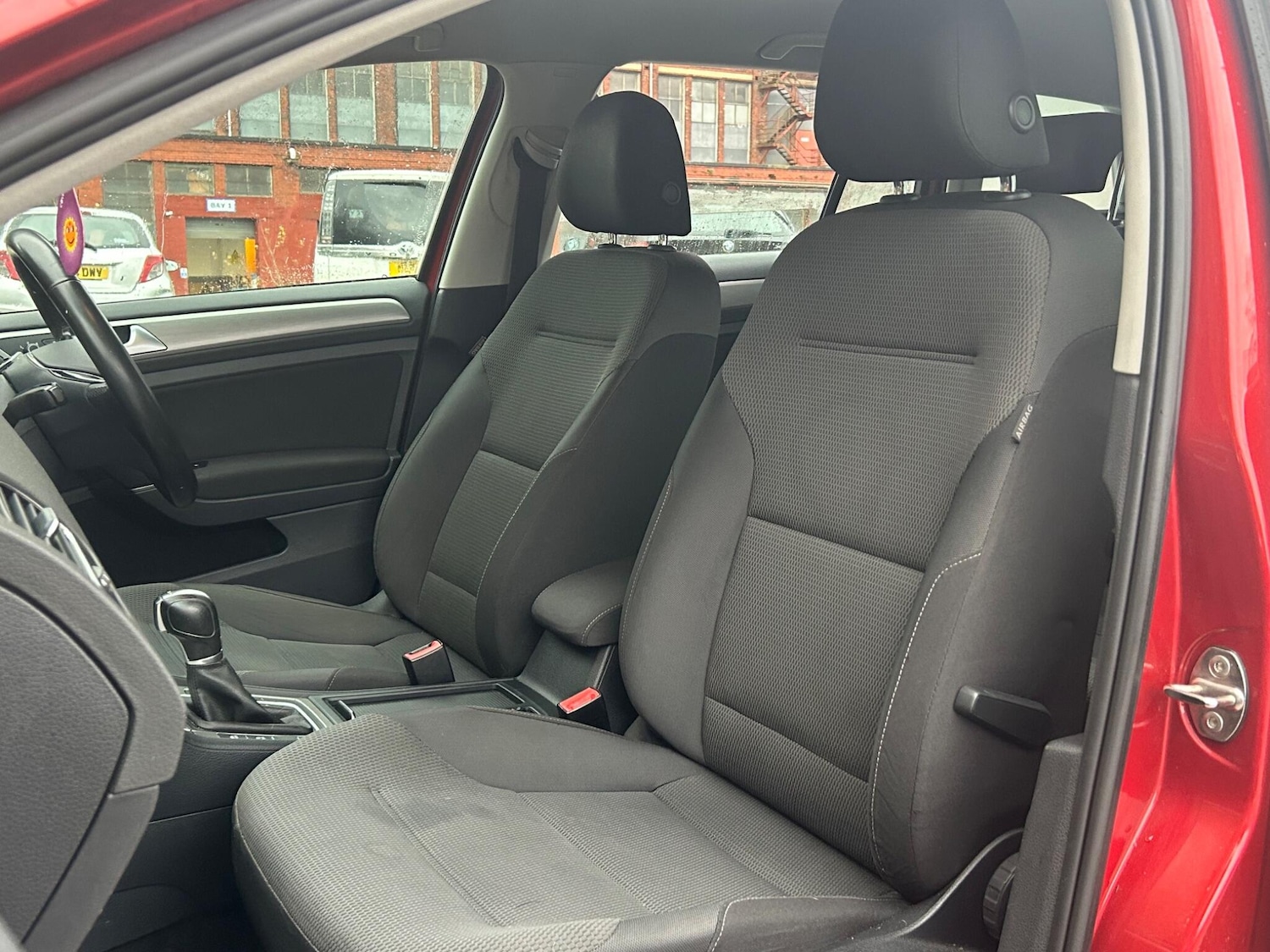 Used Volkswagen Golf 2015 for sale - 76765663: Photo 21