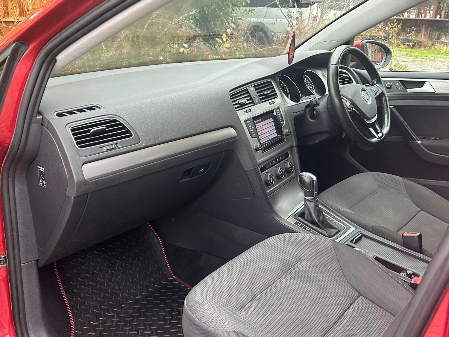 Used Volkswagen Golf 2015 for sale - 76765663: Photo 22