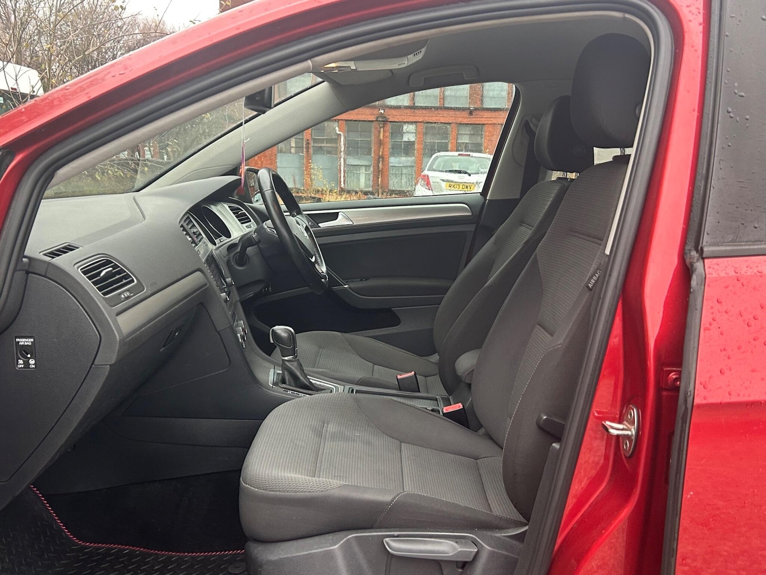 Used Volkswagen Golf 2015 for sale - 76765663: Photo 23