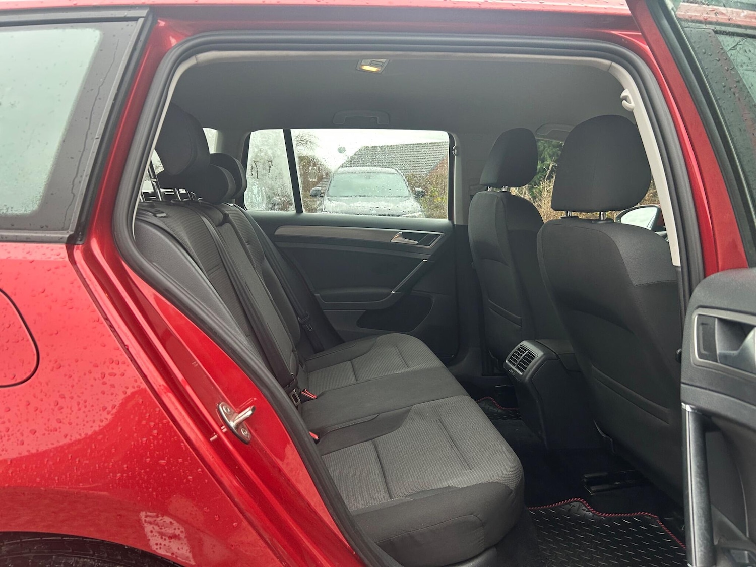 Used Volkswagen Golf 2015 for sale - 76765663: Photo 31