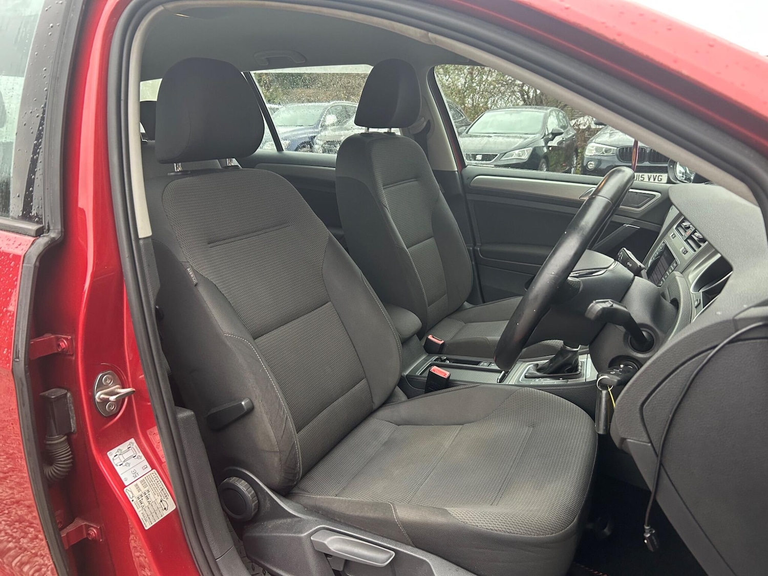 Used Volkswagen Golf 2015 for sale - 76765663: Photo 32