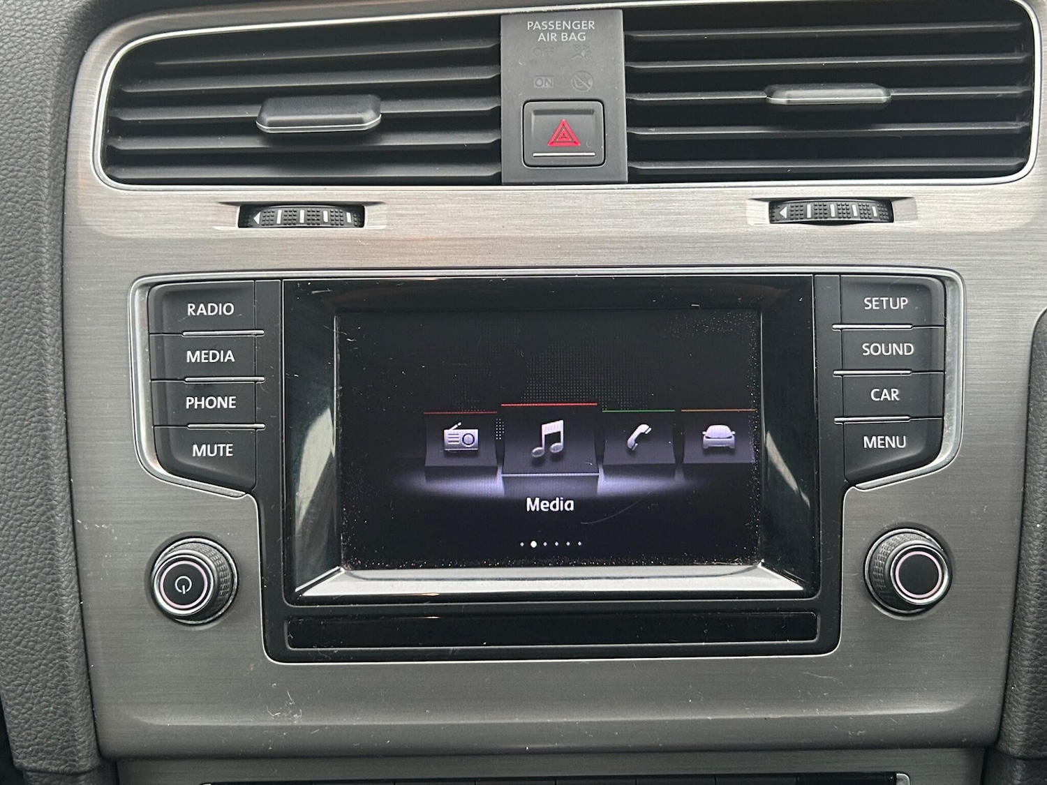 Used Volkswagen Golf 2015 for sale - 76765663: Photo 41