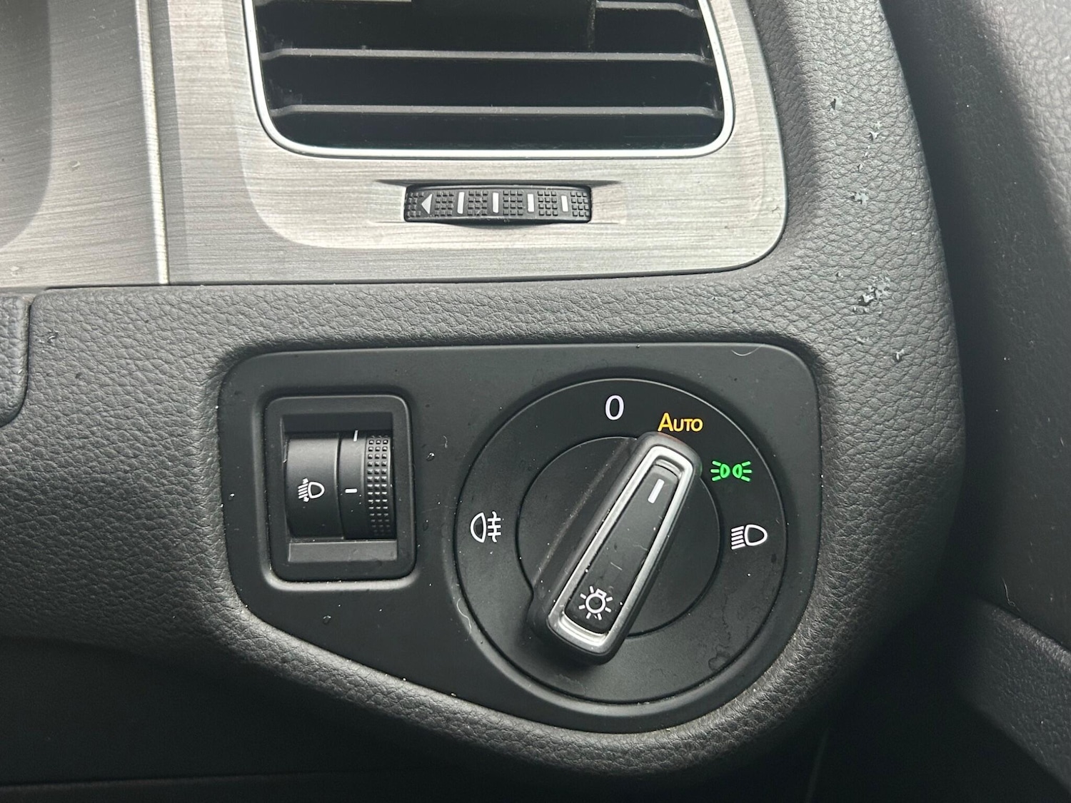 Used Volkswagen Golf 2015 for sale - 76765663: Photo 45