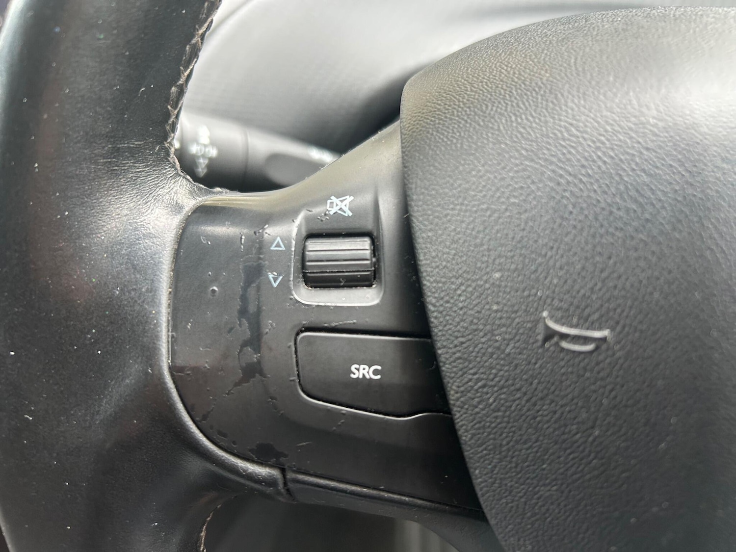 Used Peugeot 208 for sale - 77824781: Photo 31